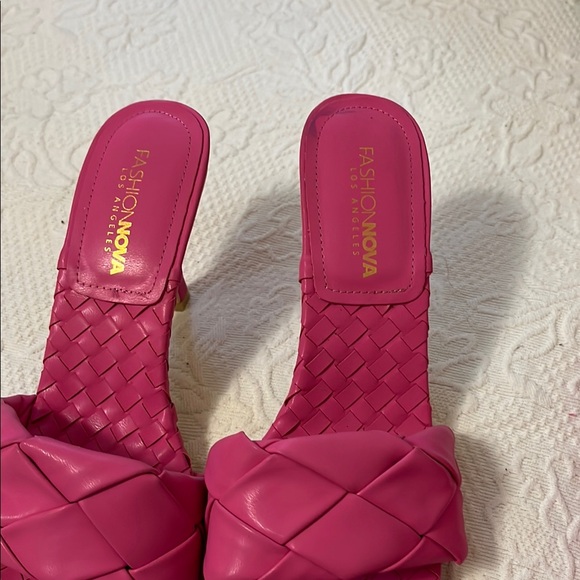 Fashion Nova Pink Heeled Woven Heels - Picture 3 of 5